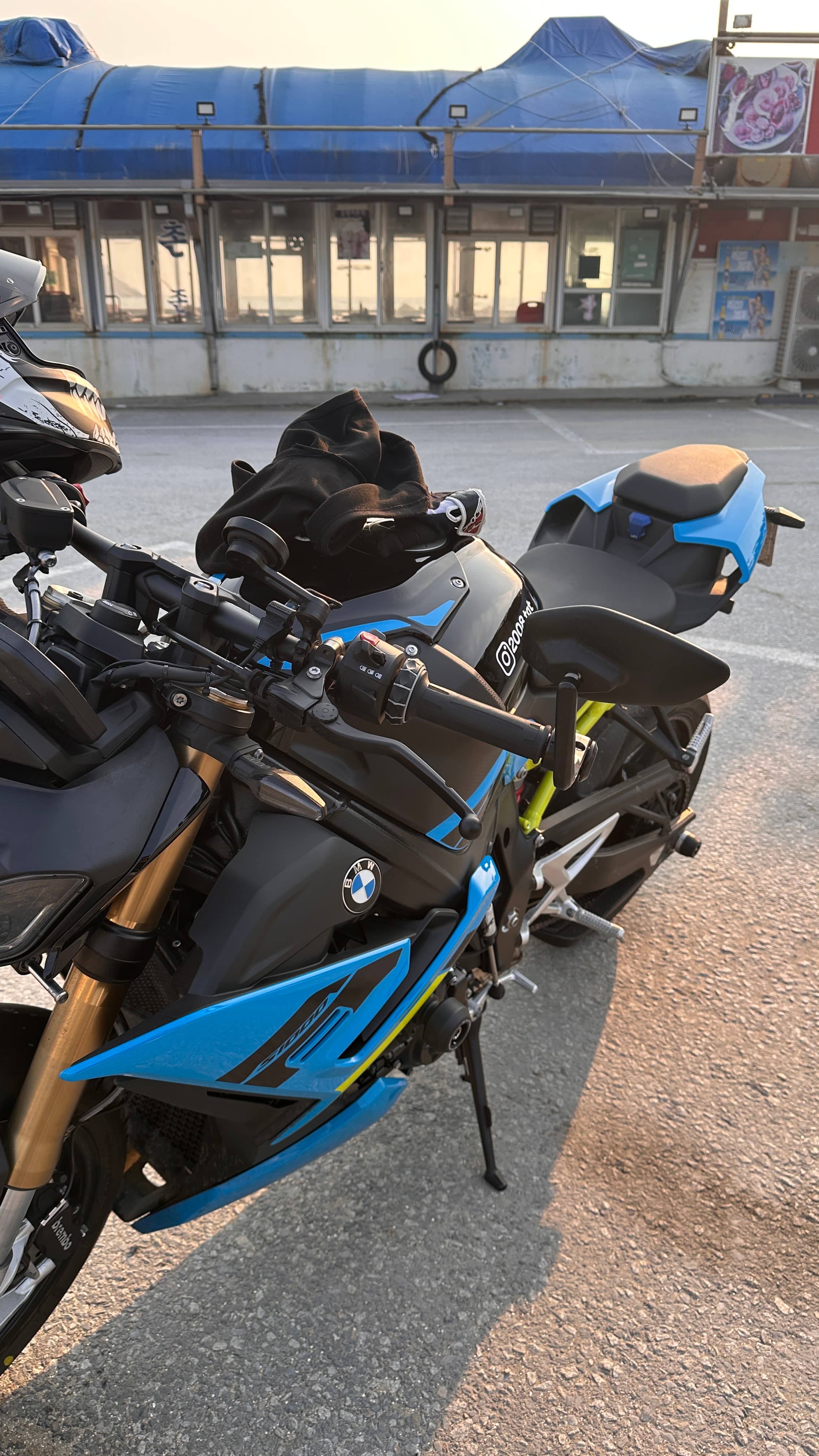 s1000r 26년식 신형 컬러 팝니다 - 2