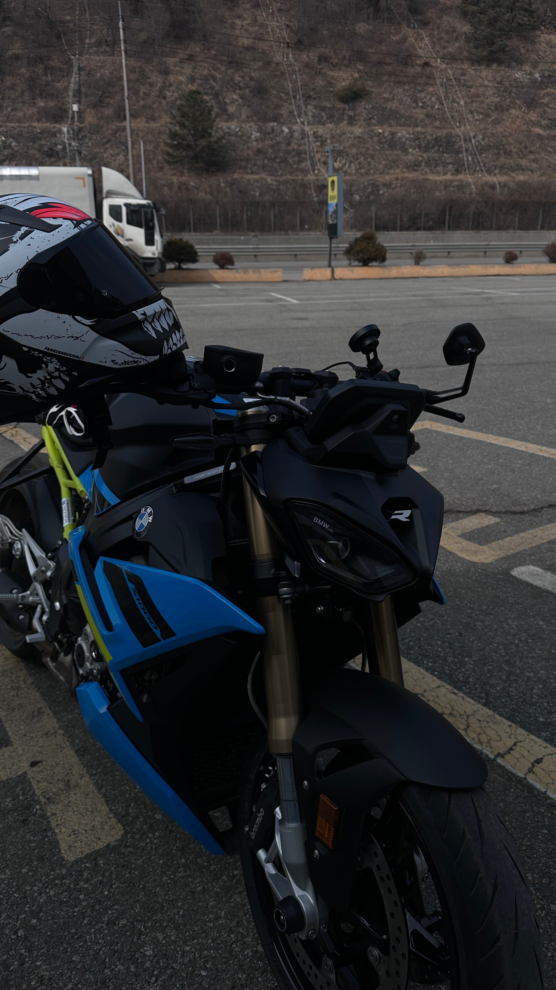 s1000r 26년식 신형 컬러 팝니다 - 8
